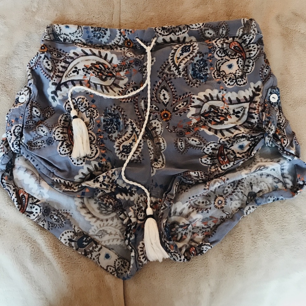 Kendal & Kylie shorts